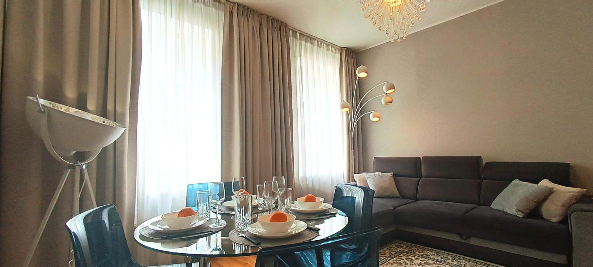 Old Town 2 Bedroom Apartment Near Dome Square & Scenic Waterfront Riga Exteriör bild